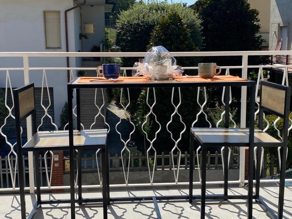 Casa Vacanza Le Due Stelle San Romano  Exterior photo