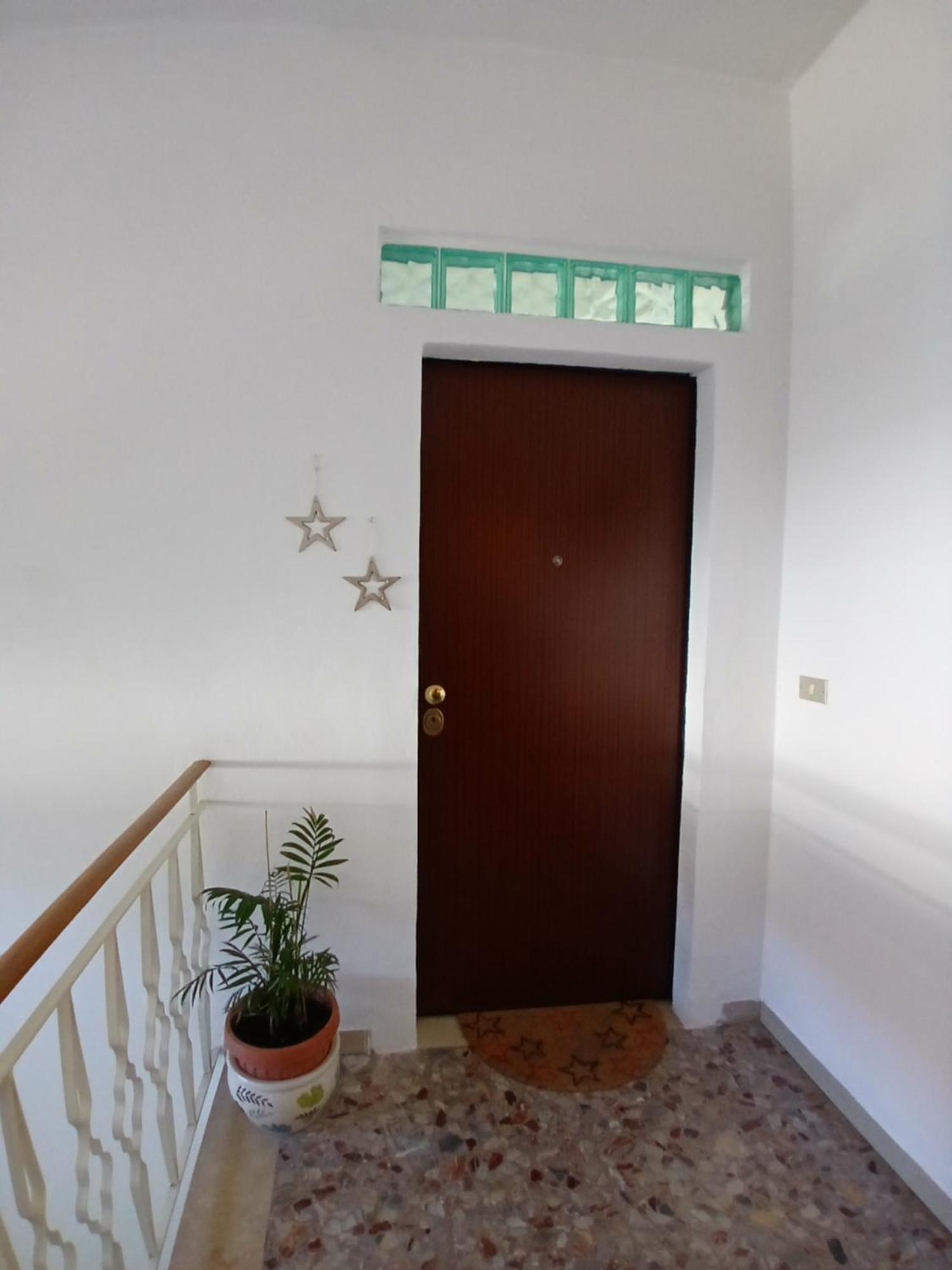 Casa Vacanza Le Due Stelle San Romano  Exterior photo